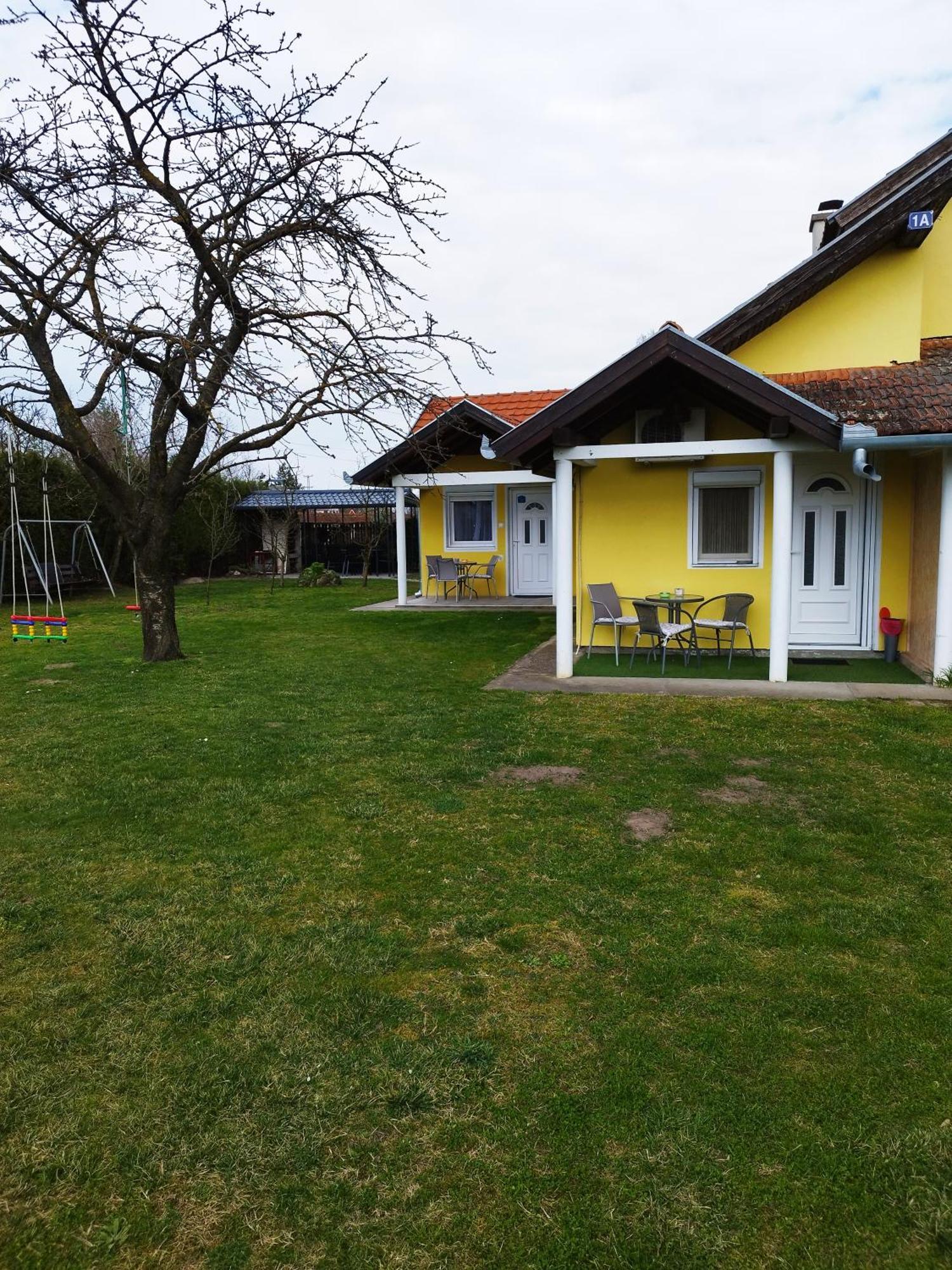 Soba Milica Hotell Palić Exteriör bild