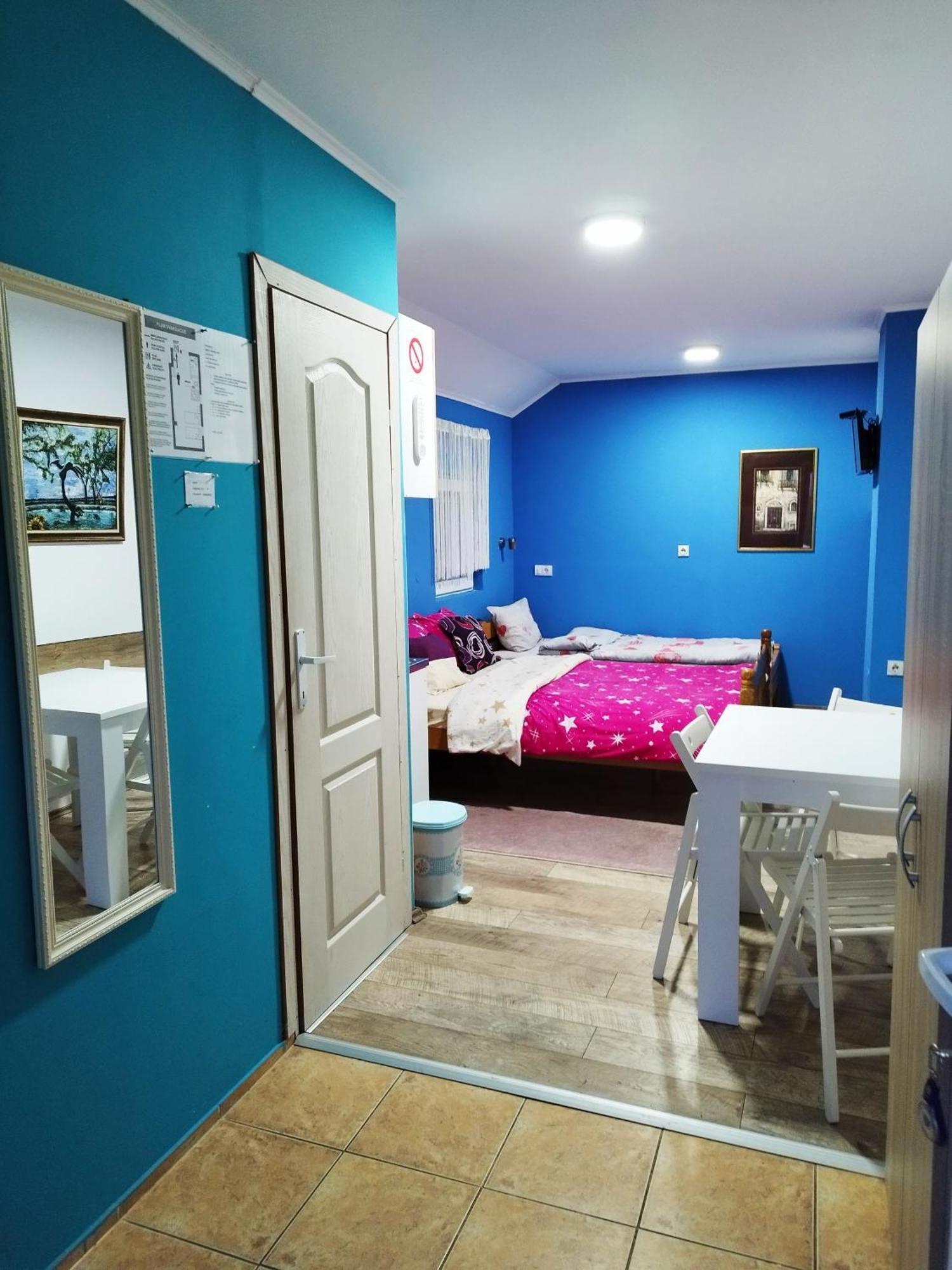 Soba Milica Hotell Palić Exteriör bild